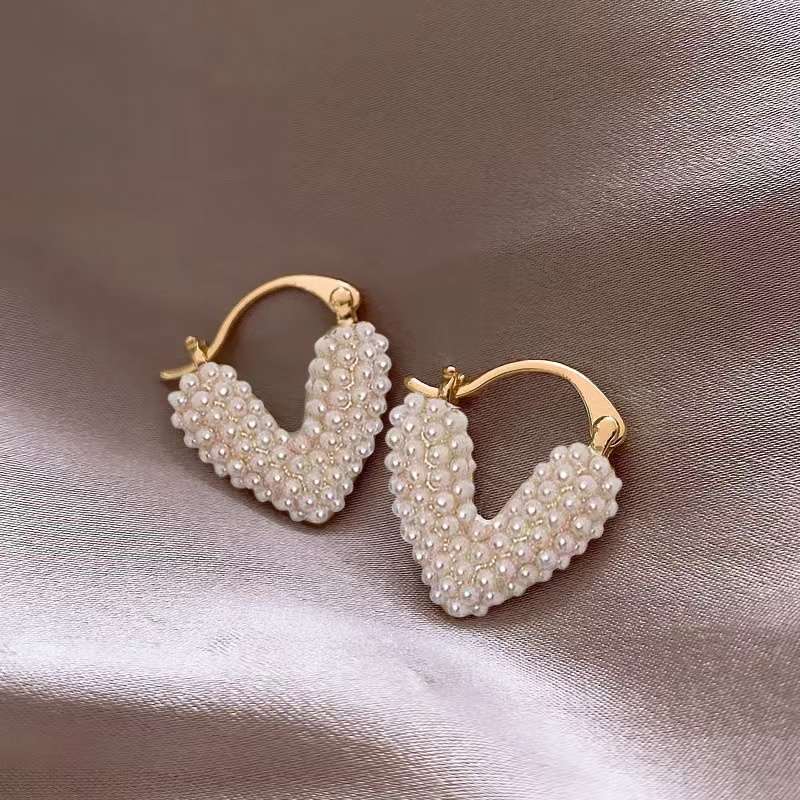 Heartlo earrings