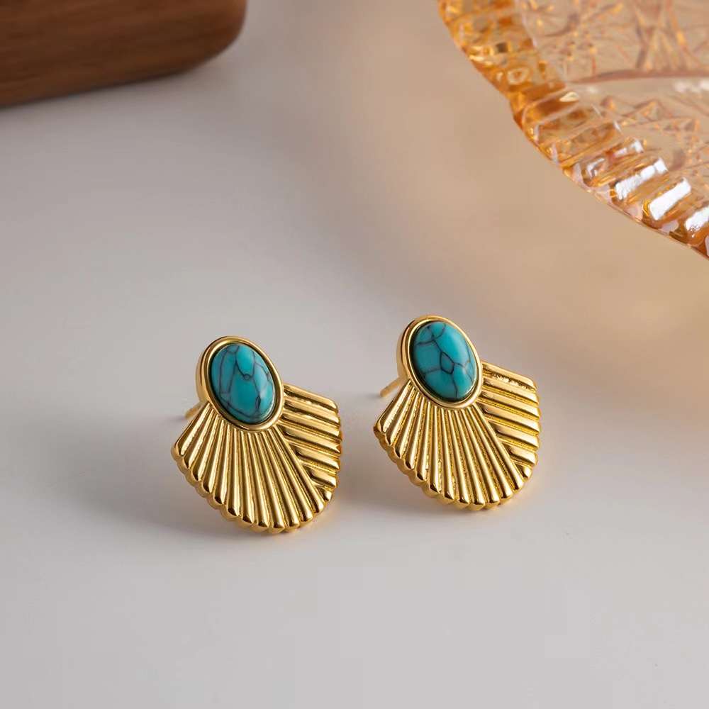 Strength earrings