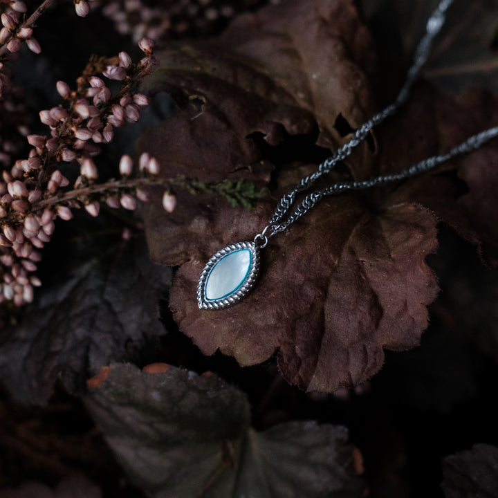 Visual Necklace